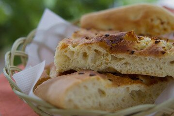 Фокачча с жареным луком. Рецепт.