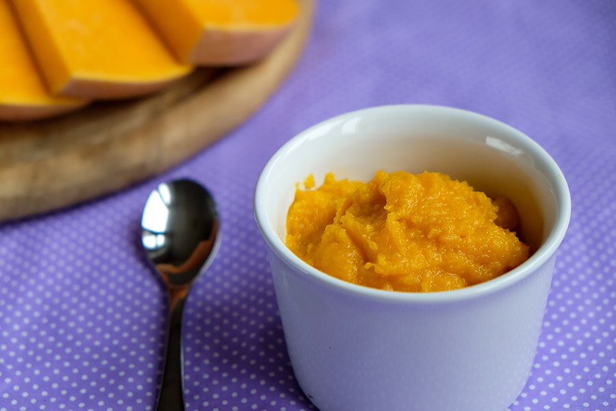 Что приготовить детям? Тыквенное пюре для первого прикорма малышей.