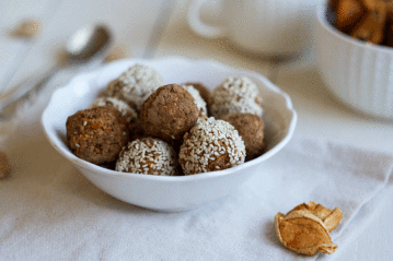 Полезные конфеты из сушеных яблок